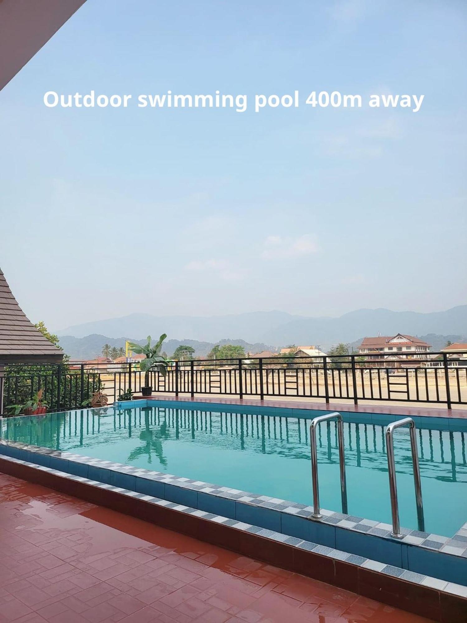 Downtown Vang Vieng Hotel Exterior foto